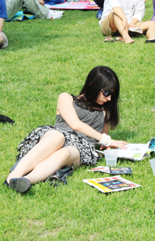 Nelly Alex, Expertin der französischen Abteilung